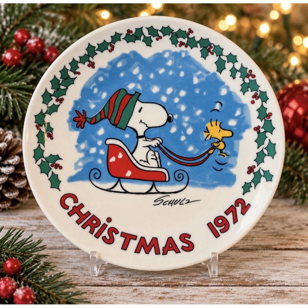 Snoopy & Woodstock Peanuts 1972 Christmas Plate Limited Edition Japan Vintage